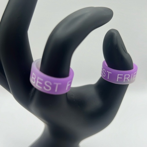 Silicone Ring Set BEST FRIEND Purple Stretch Rings - Picture 4 of 5